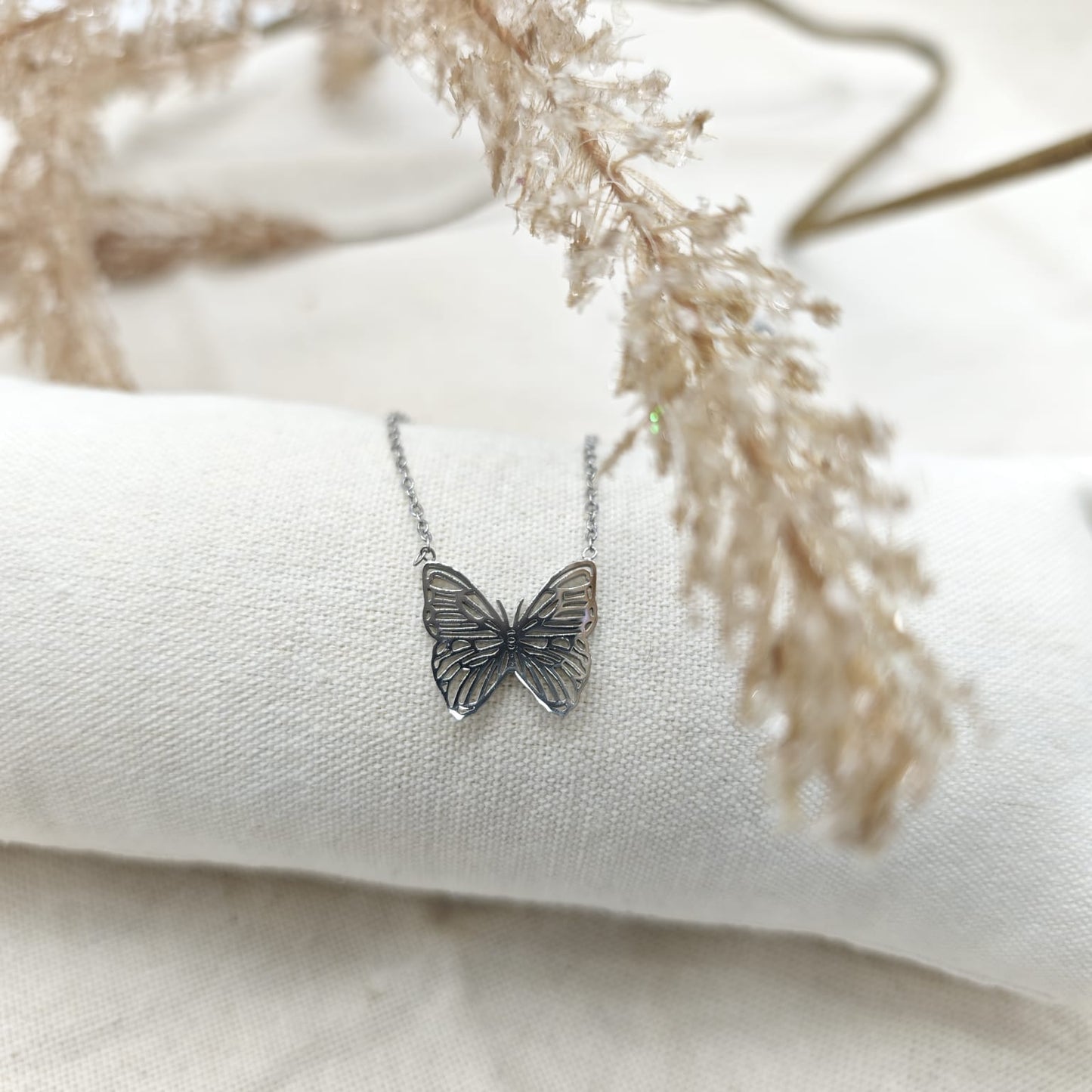 Collar Mariposa