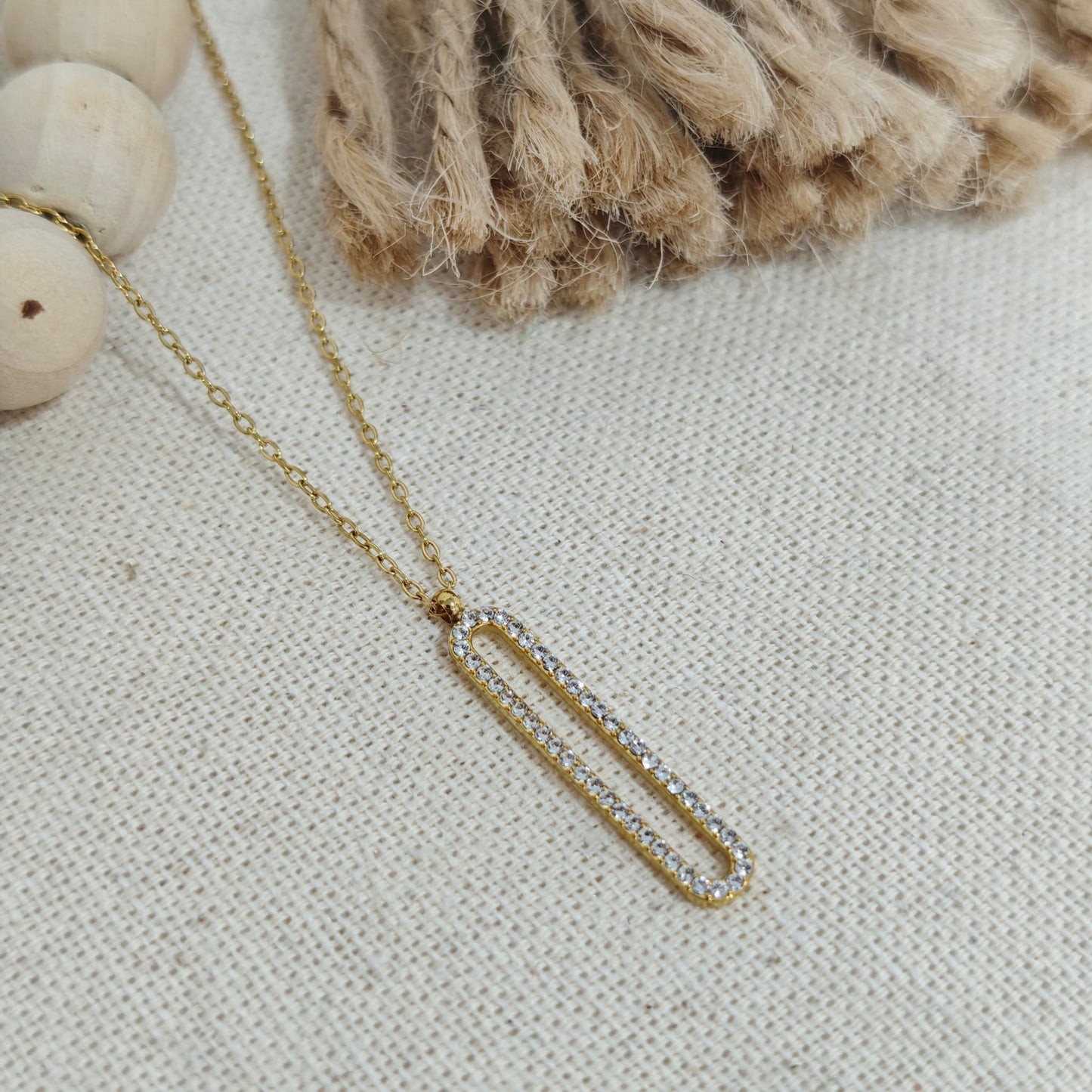 Collar Línea Dorada