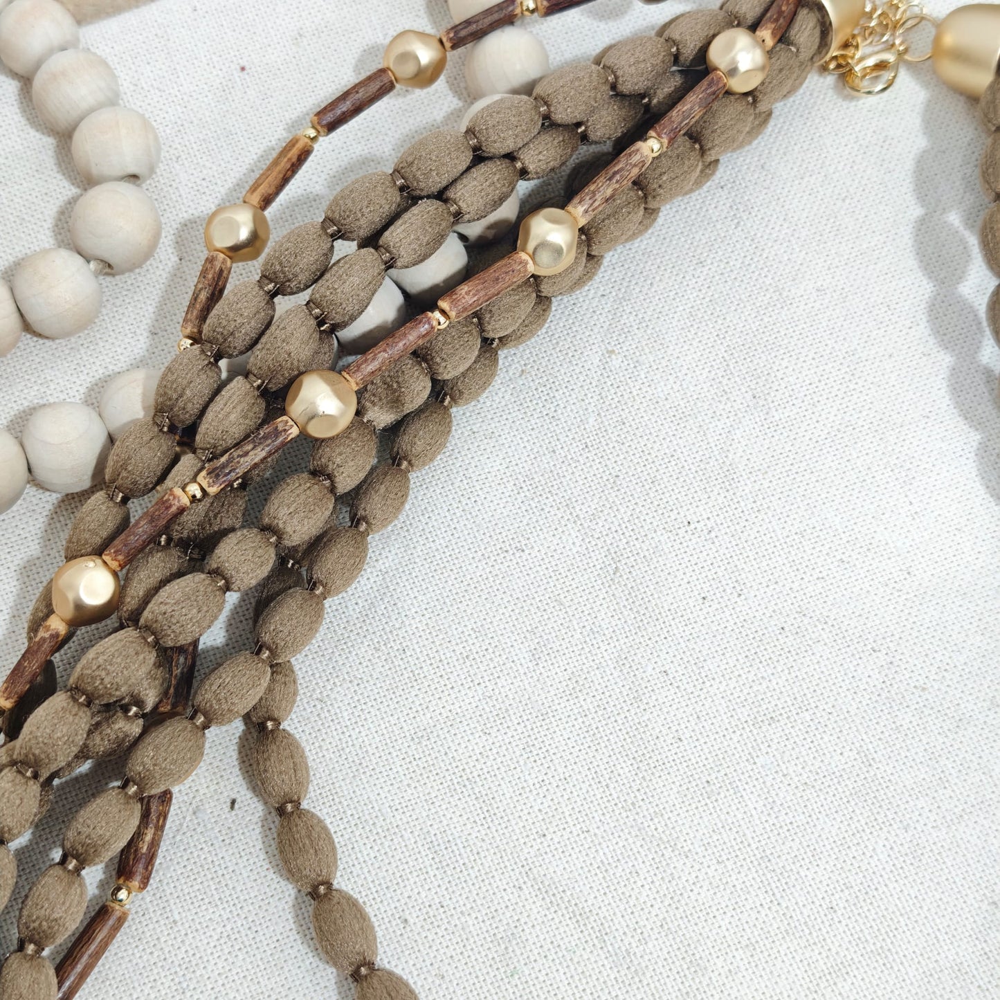 Collar Tierra Dorada