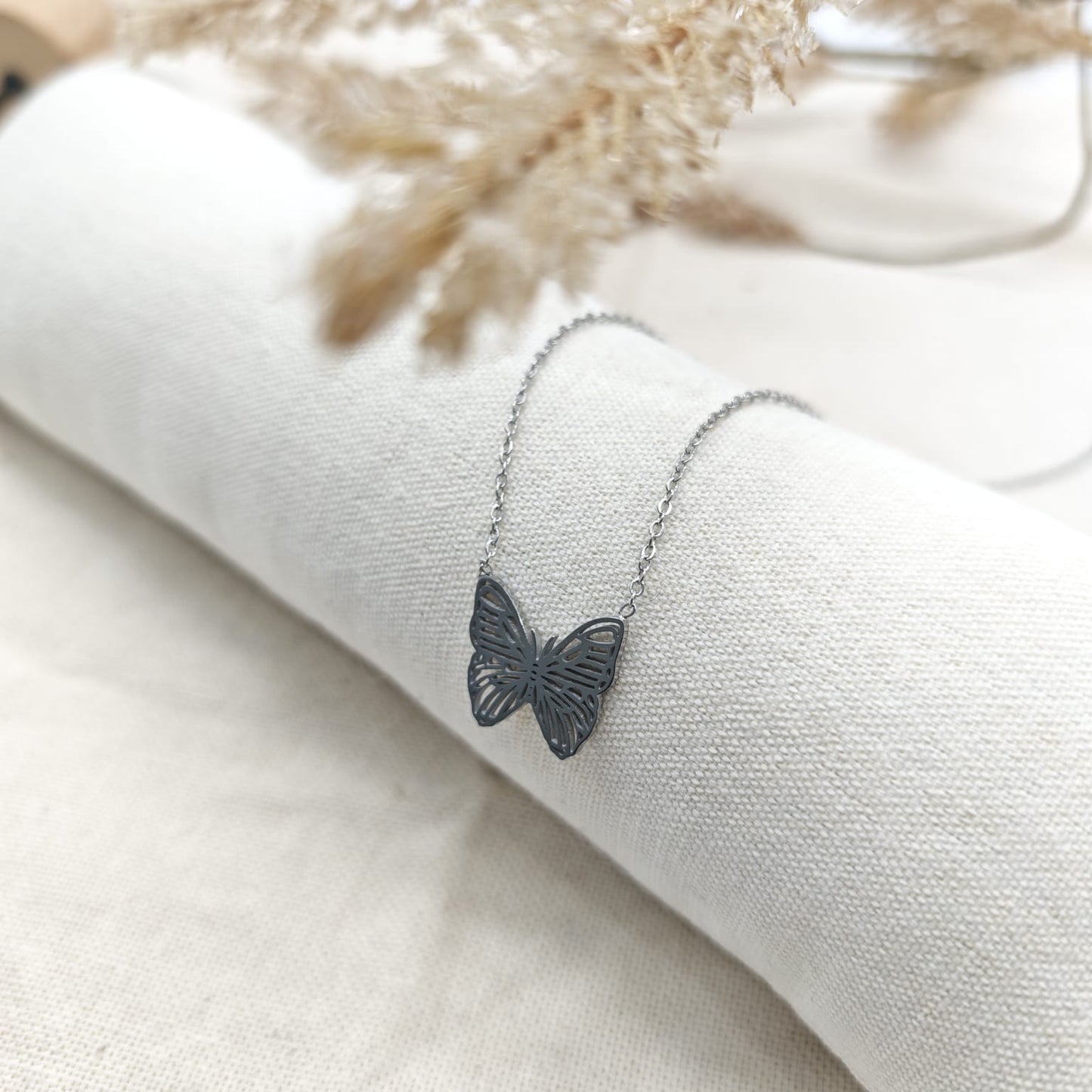 Collar Mariposa
