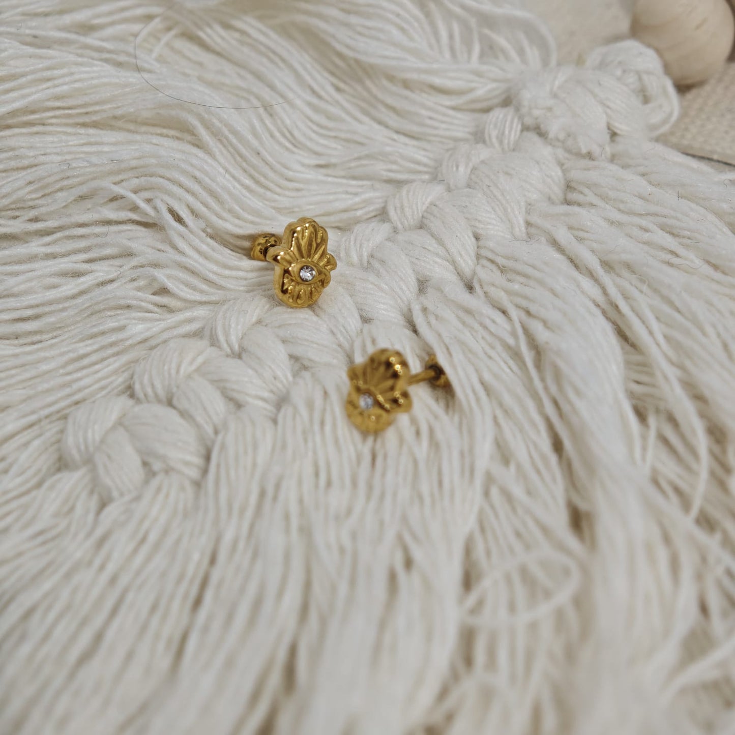 Pendientes Flor Dorada