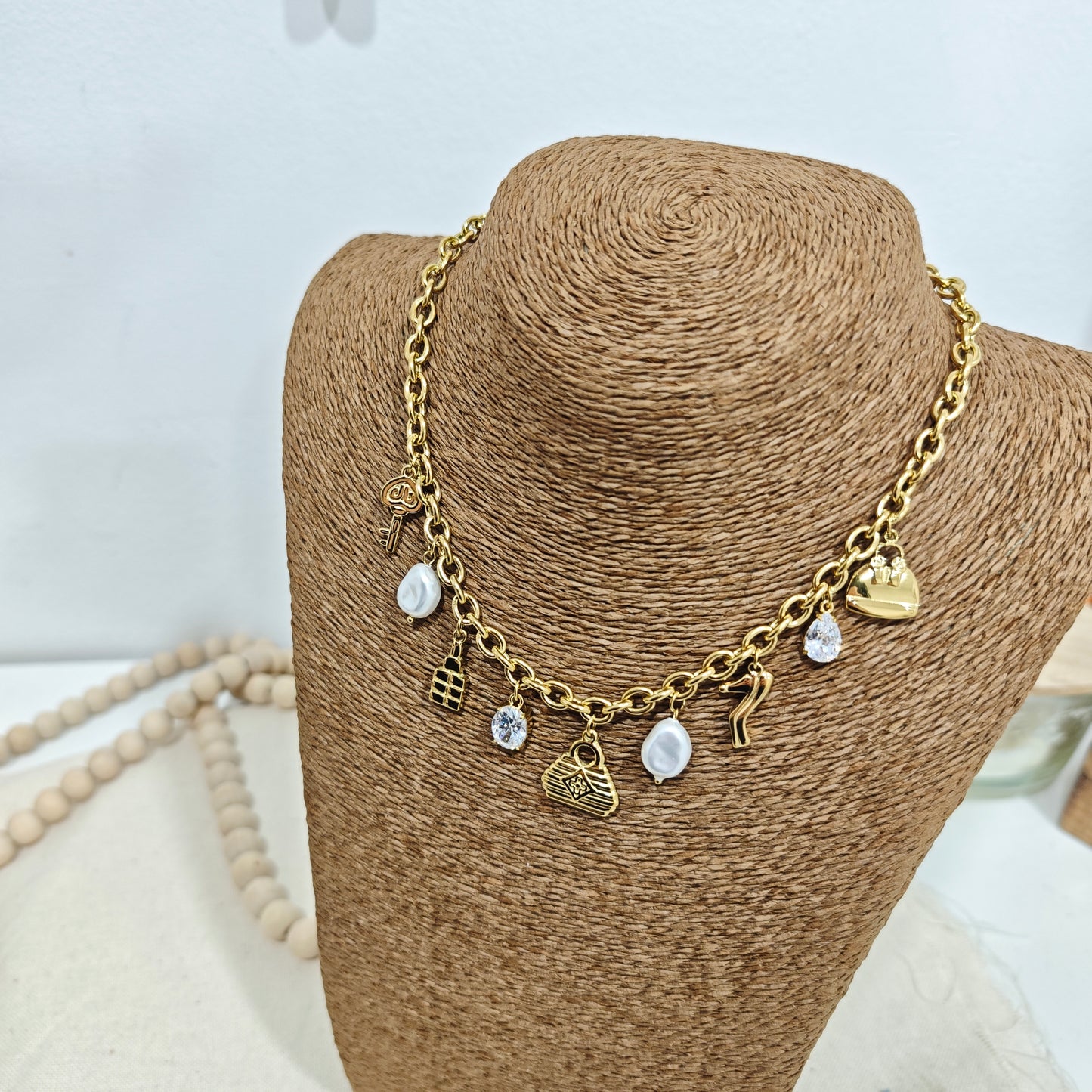 Collar Encantos Dorados