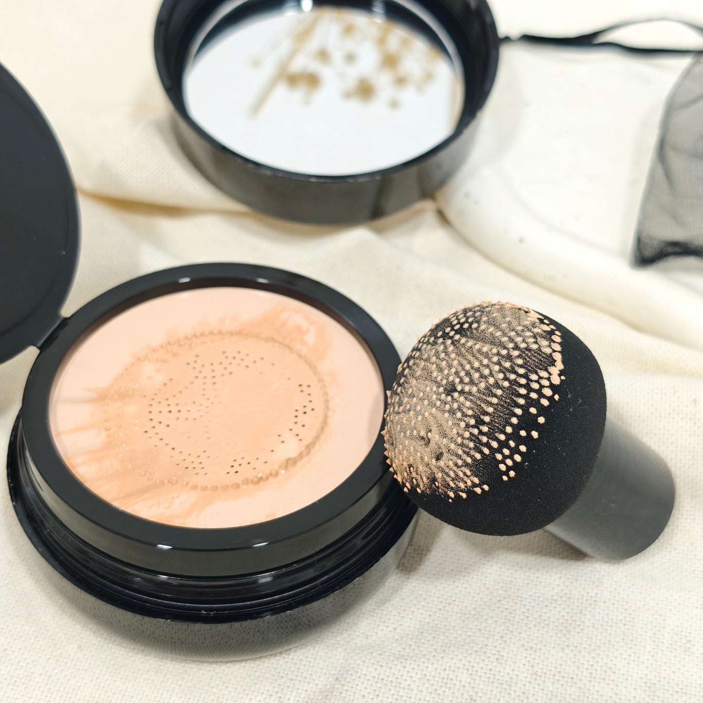 CC Cream Velvet Glow