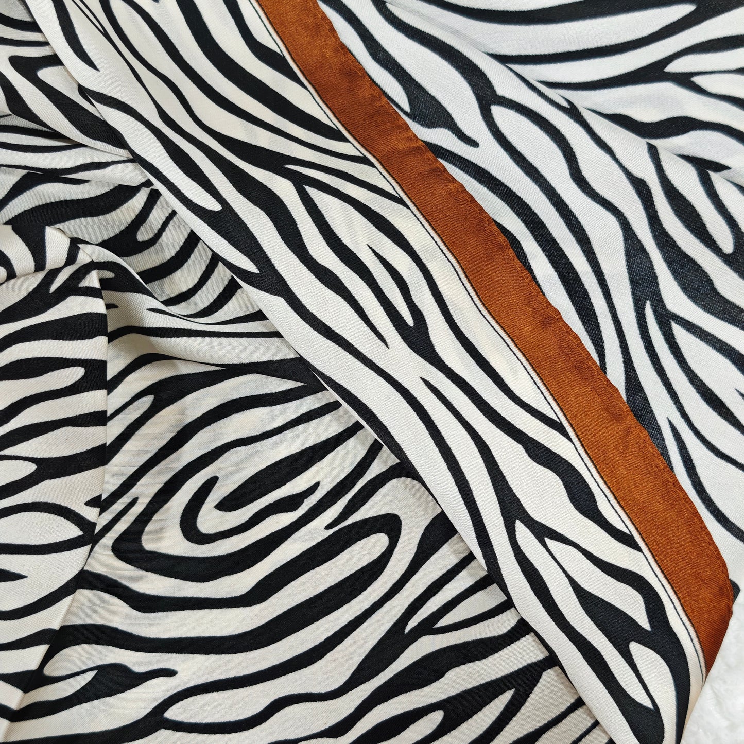 Pañuelo Satinado Zebra